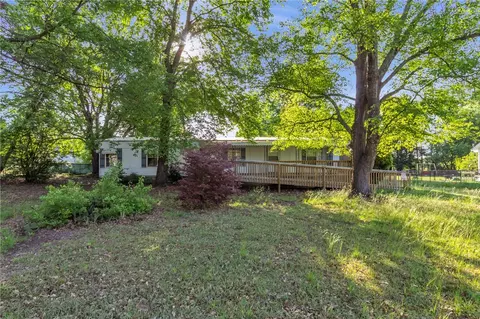 116 Hillcrest Dr, Greer, SC 29651
