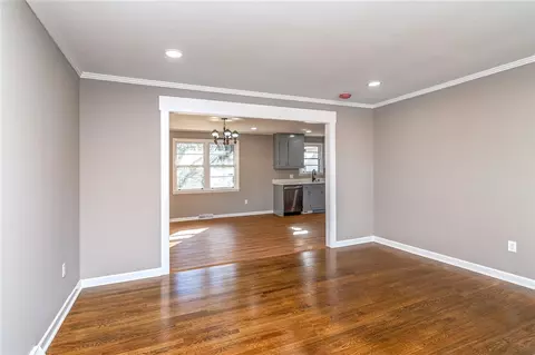 102 Astor St, Easley, SC 29642 photo 11