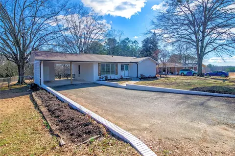 102 Astor St, Easley, SC 29642 photo 6