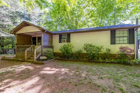 32 Hickey Rd, Marietta, SC 29661