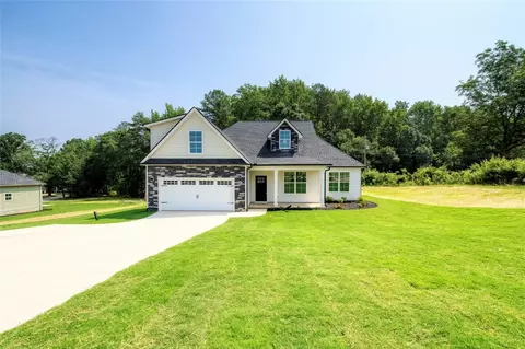617 Spearman Rd, Pelzer, SC 29669