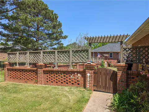 2425 Warriors Path, Anderson, SC 29621 photo 7