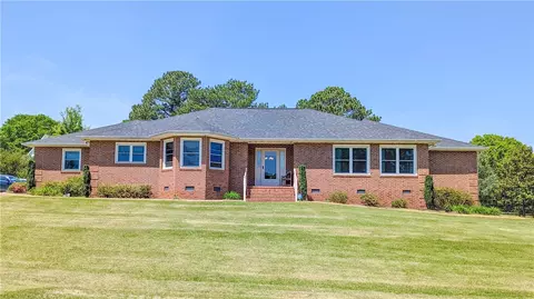 2425 Warriors Path, Anderson, SC 29621