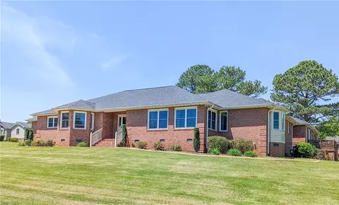 2425 Warriors Path, Anderson, SC 29621 photo 3
