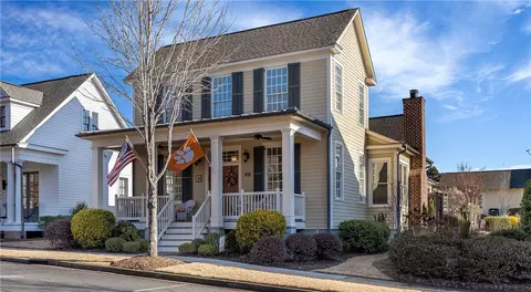 408 Snider Ln, Clemson, SC 29631