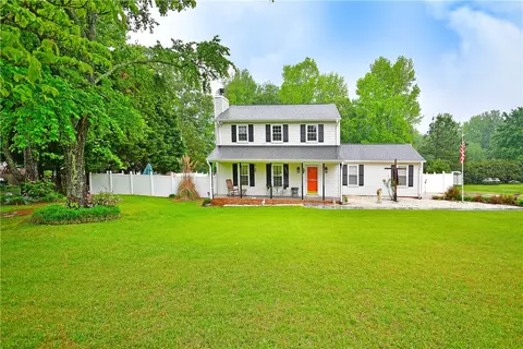 105 Jamestown Trl, Easley, SC 29642