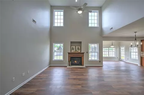 119 Berwick Ct, Easley, SC 29642 photo 8