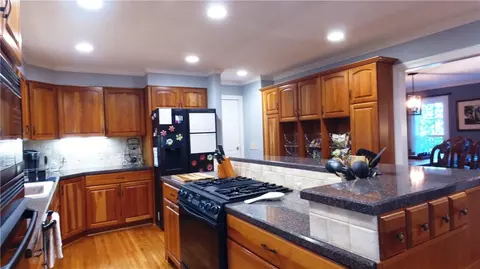 405 Perry Hill Rd, Easley, SC 29640 photo 15