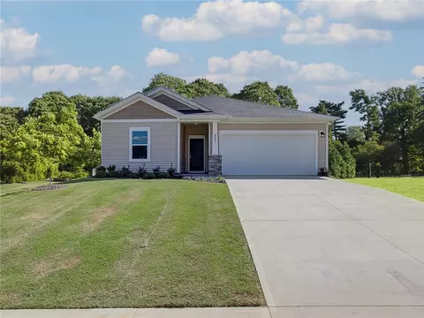 407 Garrison Grove Dr, Simpsonville, SC 29680