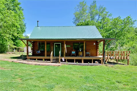 340 Griggs Rd, Six Mile, SC 29682