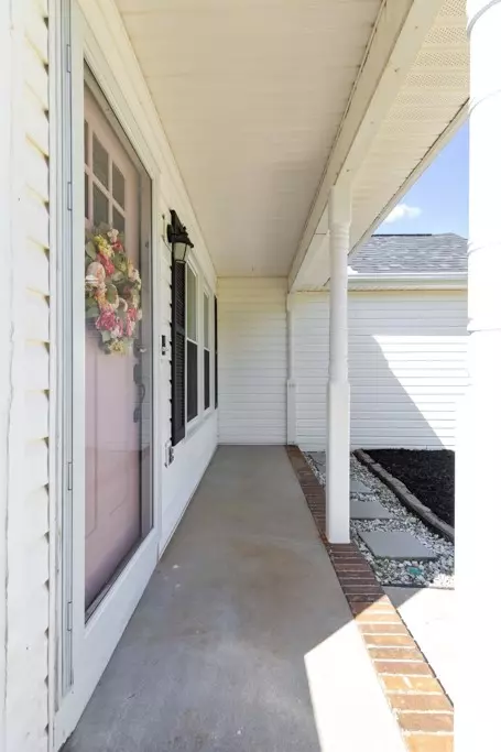 104 Magnolia Ln, Pendleton, SC 29670 photo 3