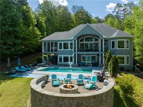 308 Shorewinds Ct, Seneca, SC 29672