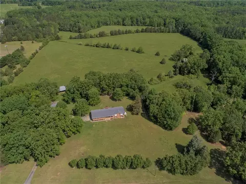 823 Antreville Hwy, Iva, SC 29655