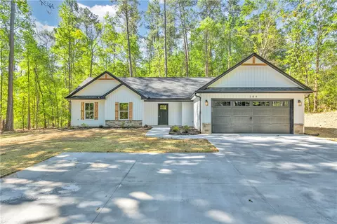 109 Chadwick Dr, Anderson, SC 29621