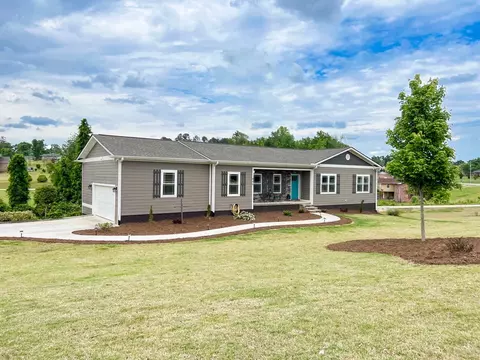 800 Ploma Dr, Seneca, SC 29678