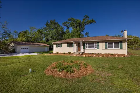 700 S Depot St, Seneca, SC 29678