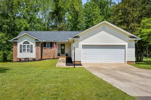 1206 Westgate Rd, Anderson, SC 29626