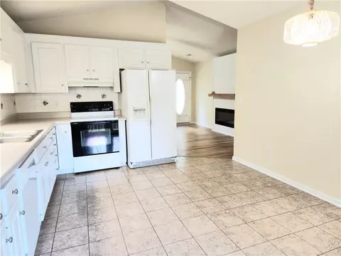 186 Pine Mountain Dr, Easley, SC 29640 photo 4