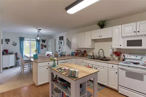 210 N Kenneth St, Walhalla, SC 29691 photo 12