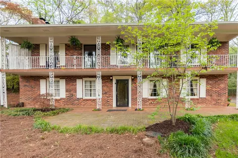 226 Lark Cir, Clemson, SC 29631