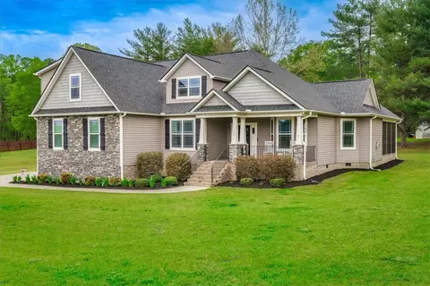 100 Jacob Lee Dr, Pelzer, SC 29669