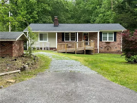 334 Mt Bethel Rd, Pickens, SC 29671