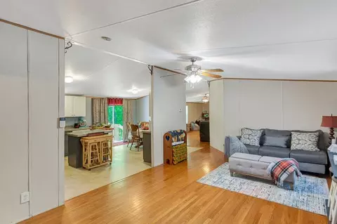 1018 Santee Dr, Walhalla, SC 29691 photo 5