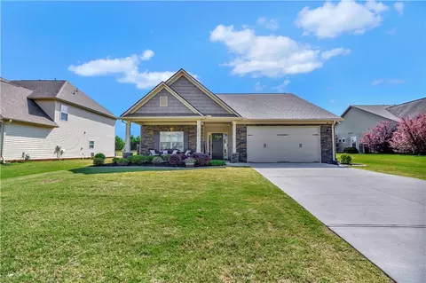 1020 Drakes Xing, Anderson, SC 29625