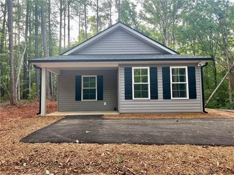 205 Viking Dr, Westminster, SC 29693