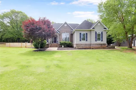 430 Hayes Rd, Starr, SC 29684 photo 2