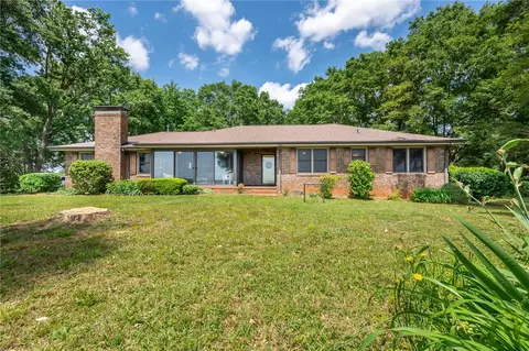 271 Rodgers Rd, Seneca, SC 29678