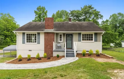303 Belton Dr, Williamston, SC 29697