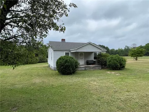 6195 Keowee Rd, Honea Path, SC 29654