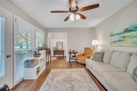 208 Heather Dr, Central, SC 29630 photo 3