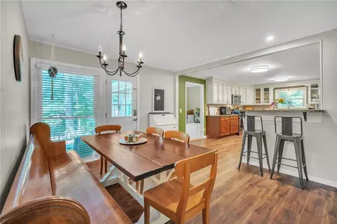 208 Heather Dr, Central, SC 29630 photo 5