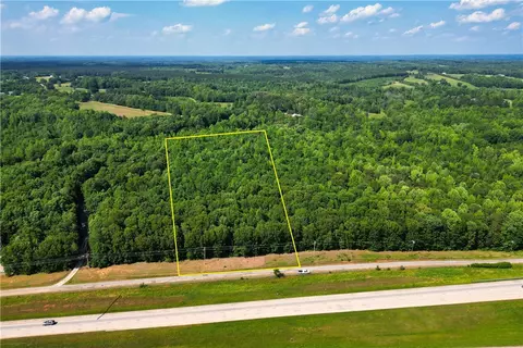 00 Elway Dr, Laurens, SC 29360