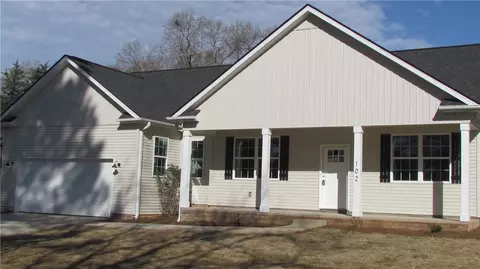 102 Rhoe Cir, Anderson, SC 29621