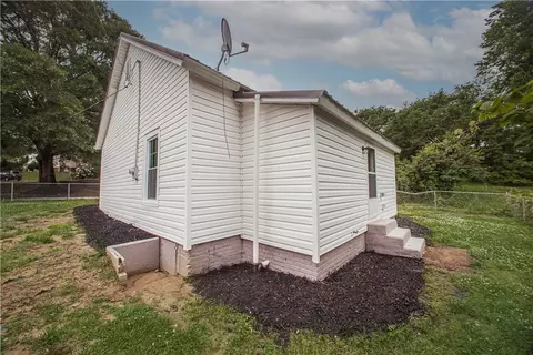 507 King St, Easley, SC 29642 photo 6