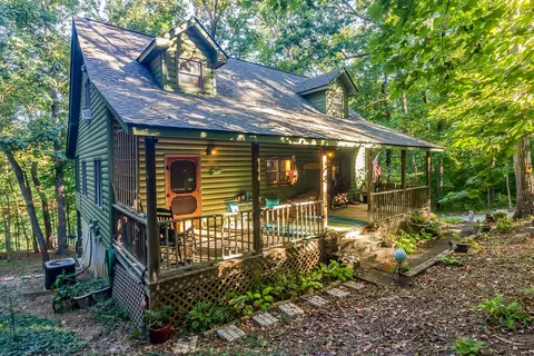 150 Chilhowee Dr, Westminster, SC 29693