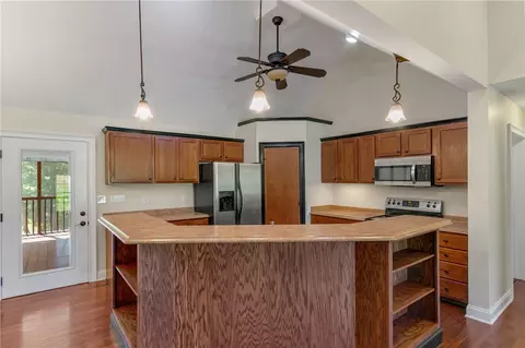 189 Windtree Rdg, Pickens, SC 29671 photo 10
