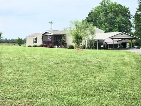 167 Roanoke Rd, Liberty, SC 29657