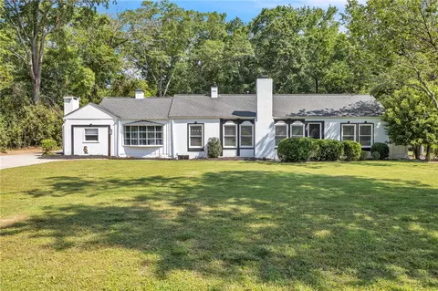 109 Dean St, Belton, SC 29627