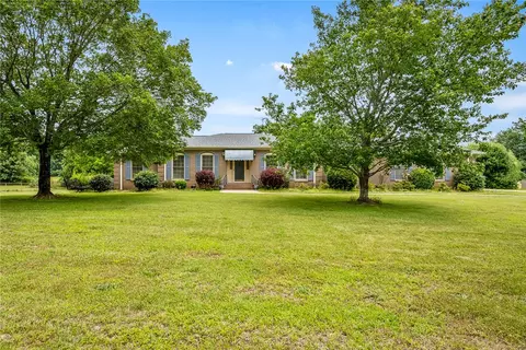 1011 Garrison Rd, Anderson, SC 29625