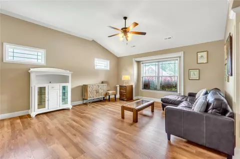 207 N Hamlet Ct, Moore, SC 29369 photo 3