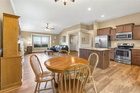 207 N Hamlet Ct, Moore, SC 29369 photo 8