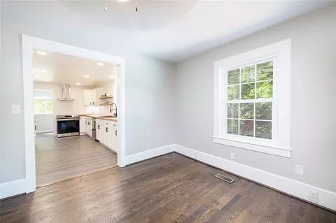 512 Tarrant St, Central, SC 29630 photo 10