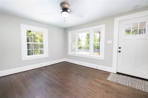 512 Tarrant St, Central, SC 29630 photo 8