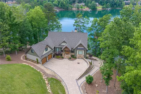 120 Tranquil Cv, Six Mile, SC 29682