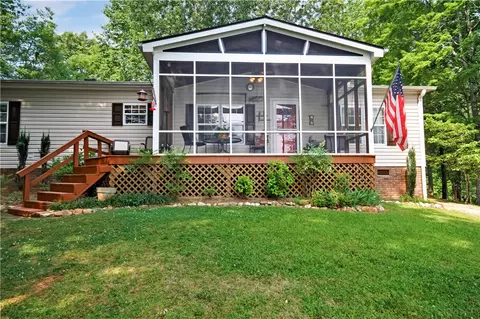133 Third Ave, Iva, SC 29655 photo 3