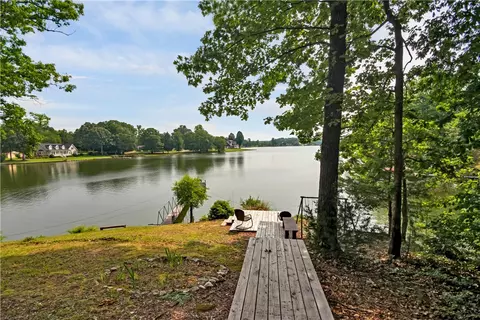 133 Third Ave, Iva, SC 29655 photo 9